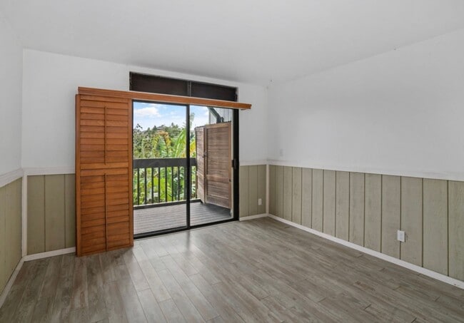 Building Photo - Kalaheo 3 bed 2 bath Condo