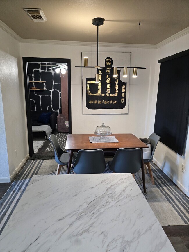 Building Photo - 6402 Frosty Brook Dr