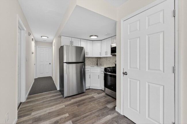 Building Photo - 147-20 226th St