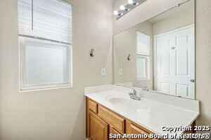 Building Photo - 2519 Sunset Bend