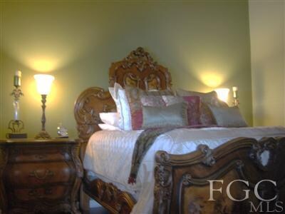 Building Photo - 209 SE 24th Ave