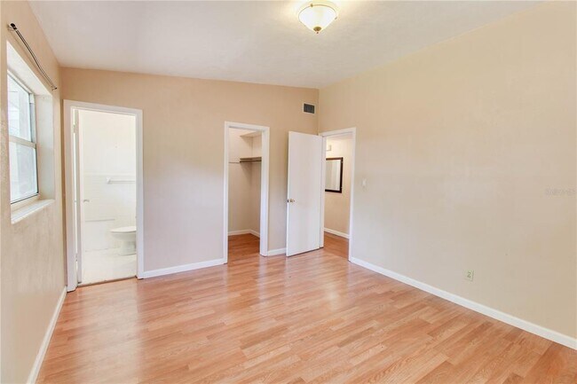 Building Photo - 3633 Ranchwood Rd