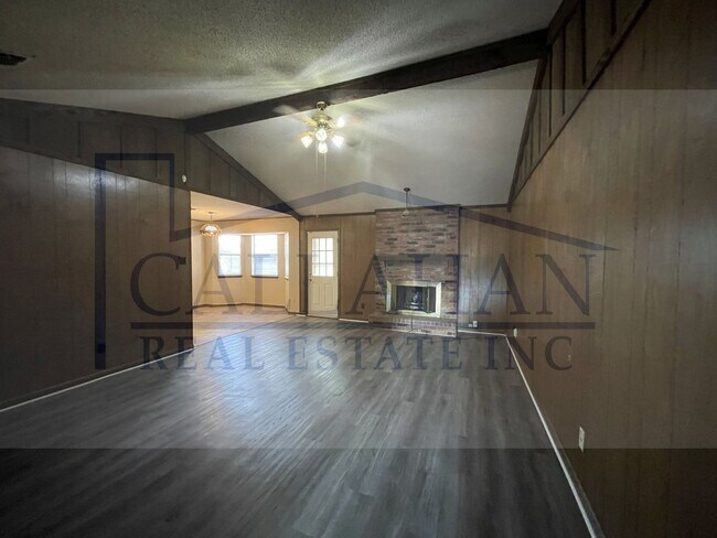 Building Photo - 8213 Easy St