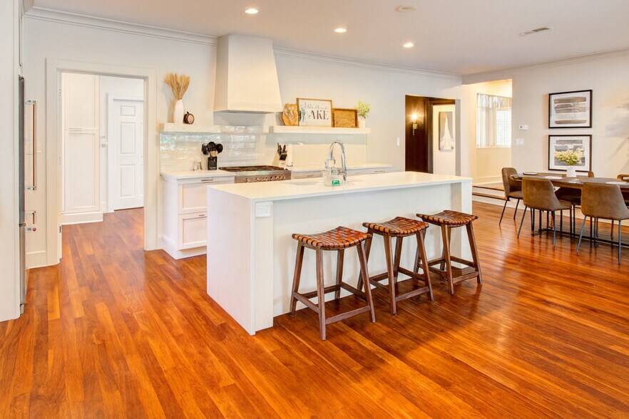 Building Photo - 11940 Springpoint Ln