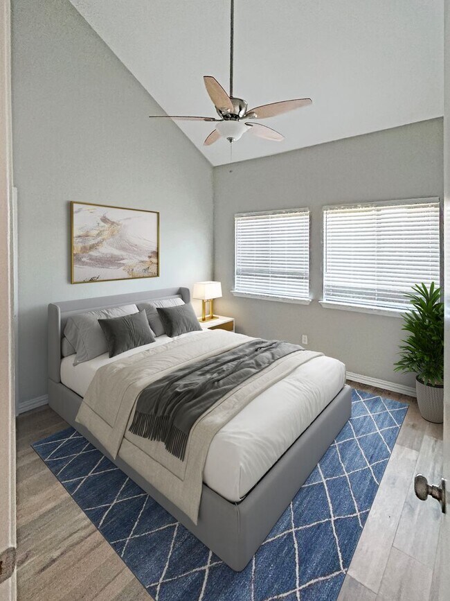 Building Photo - Beautifully Updated 2-Bedroom Condo in Nor...