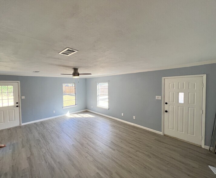 Building Photo - 3112 Pueblo Trail