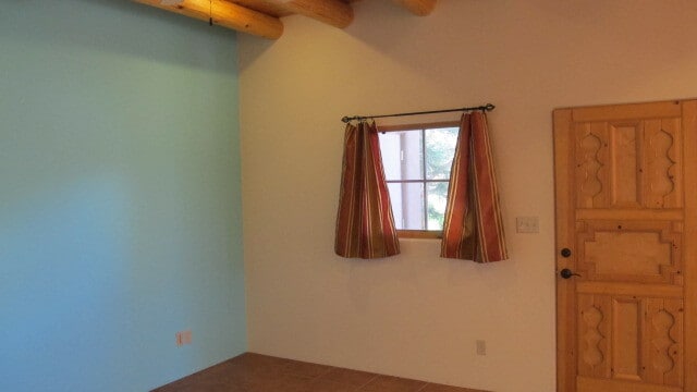 Building Photo - 1040 Cll Palomita