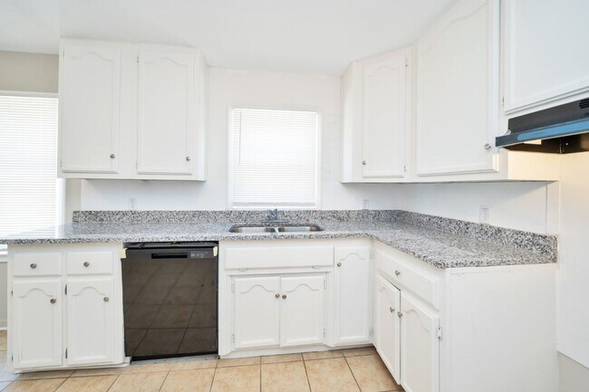 Building Photo - Move-In Ready 3BR/2BA Home in Graysville