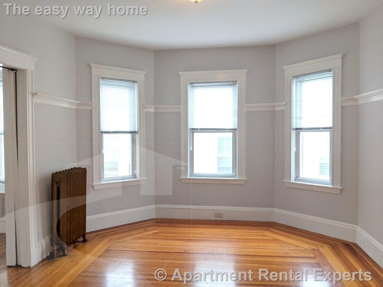Building Photo - 14 Belknap St