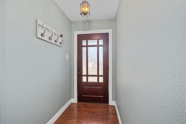 Building Photo - 208 Rock Hound Ln