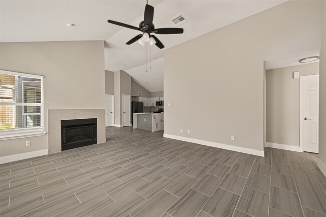 Building Photo - 6619 Misty Dale Dr