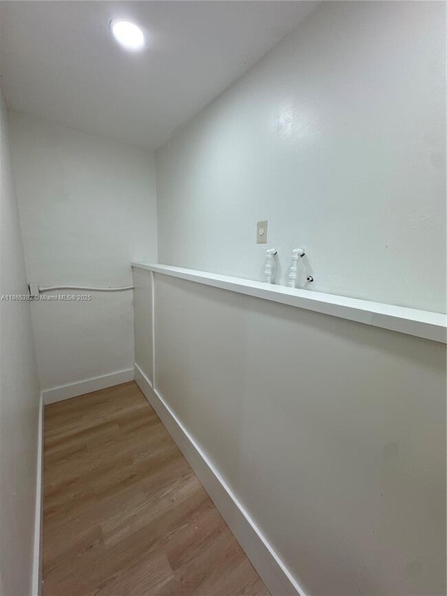 Building Photo - 3980 N 67th Ave