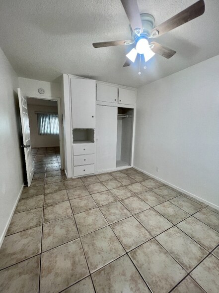 Building Photo - 1134 N East St