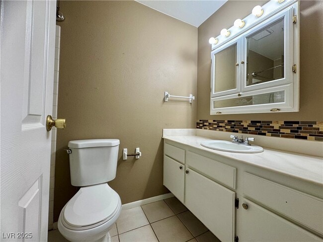 Building Photo - 7018 Montcliff Ave