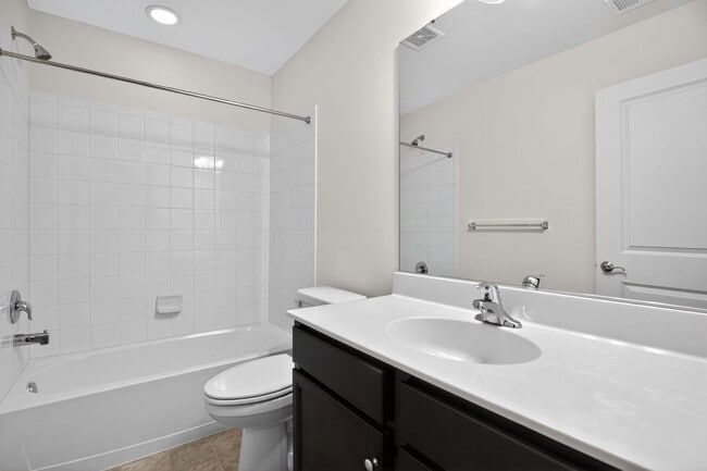 Building Photo - 95 Jockey Dr