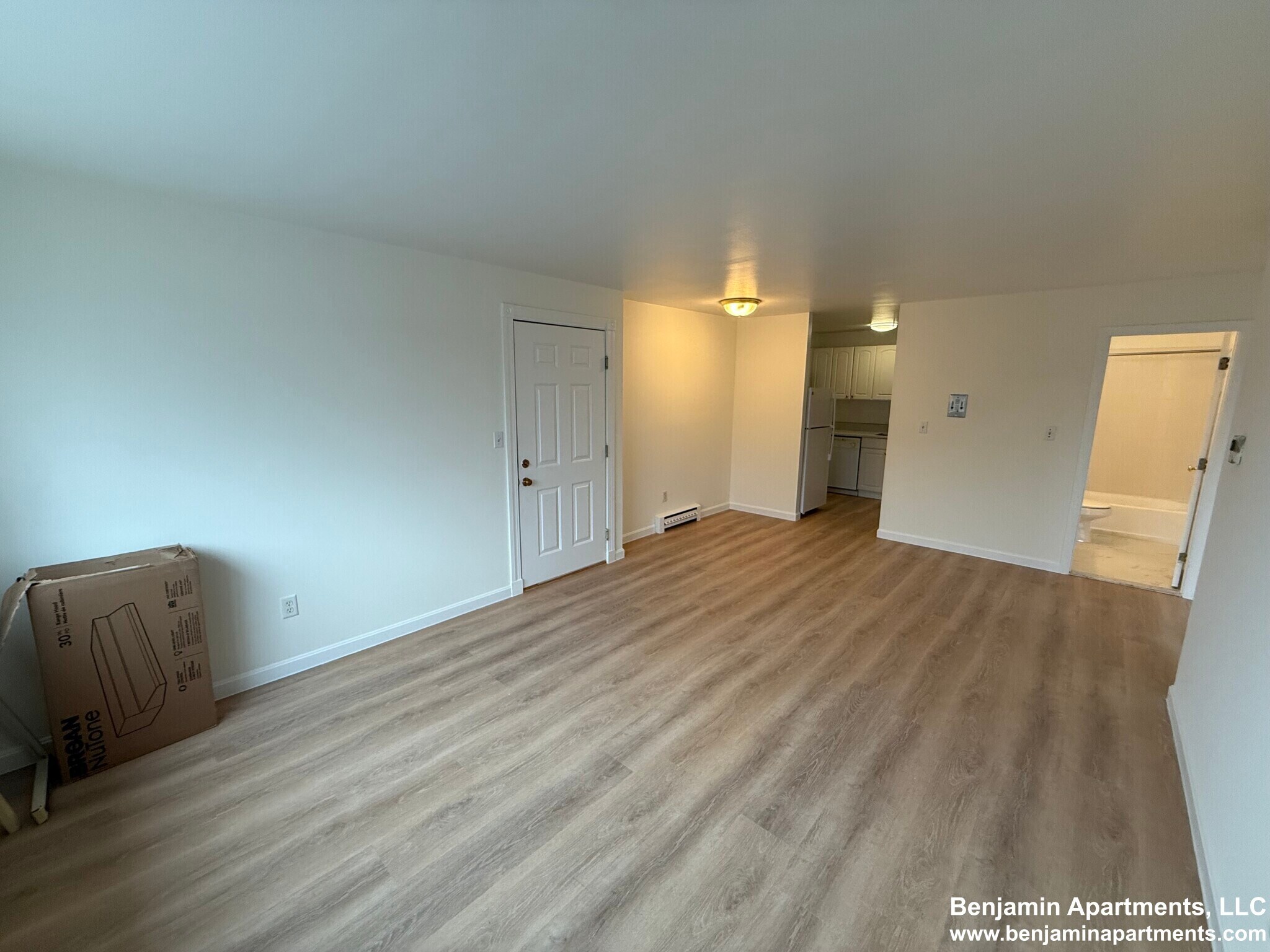 Building Photo - 18 Embassy Rd