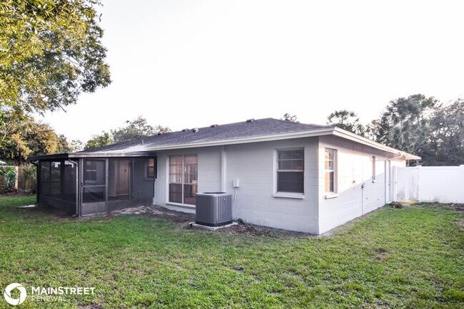 Building Photo - 14513 Arbor Hills Rd, Tampa, FL 33625