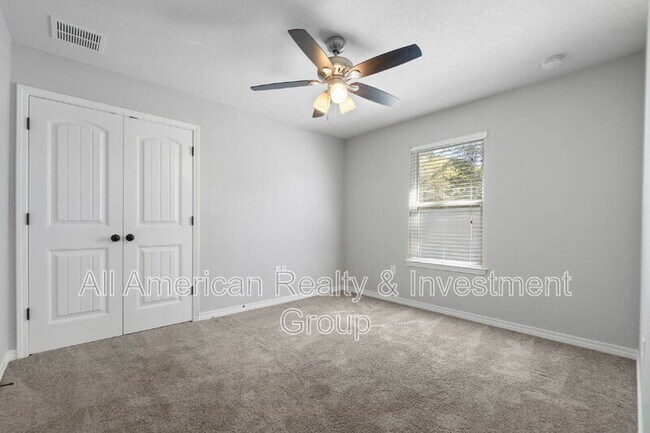 Building Photo - 2432 Frontera St