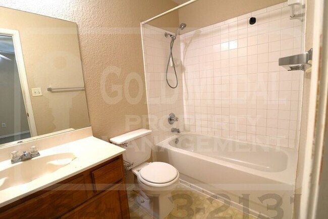 Building Photo - 3412 Cantabrian Dr
