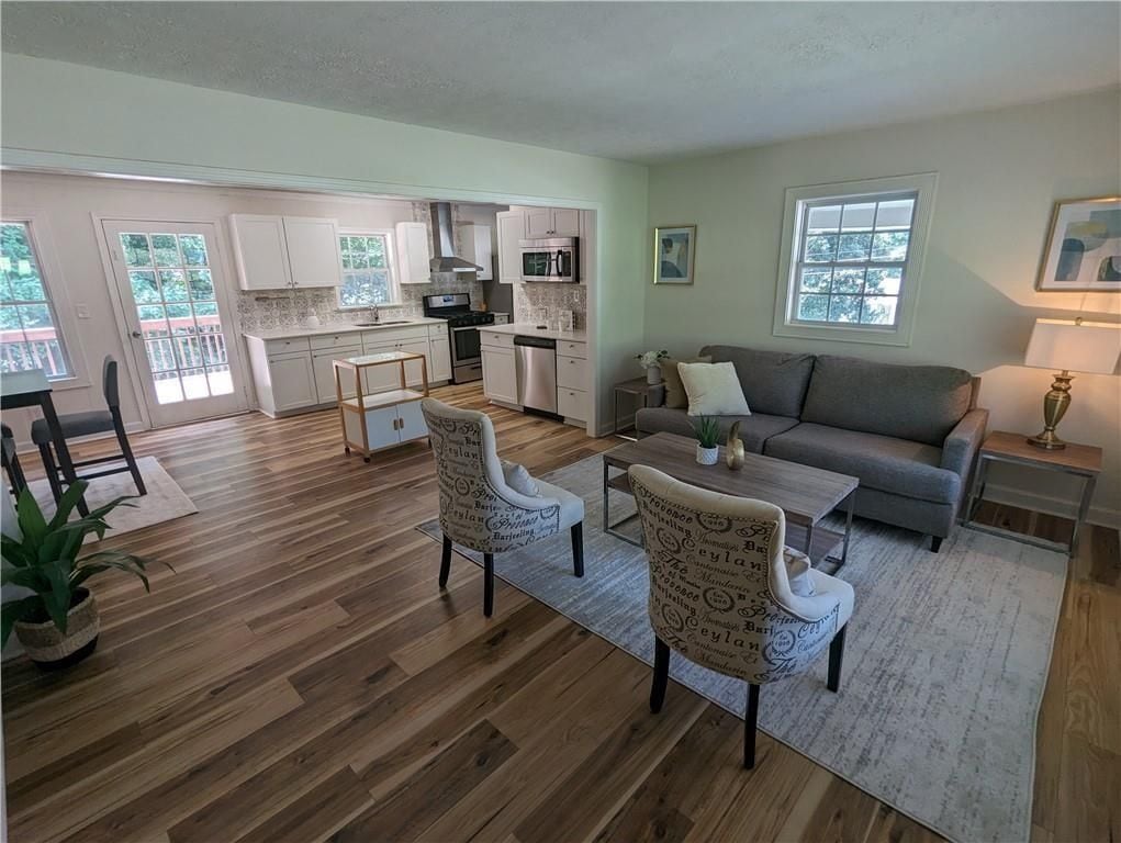 Building Photo - 1565 Whipporwill Dr SW