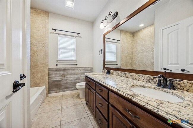 Building Photo - 249 Legacy Hills