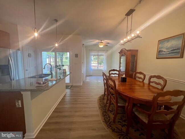 Building Photo - 13939 Bailiwick Terrace