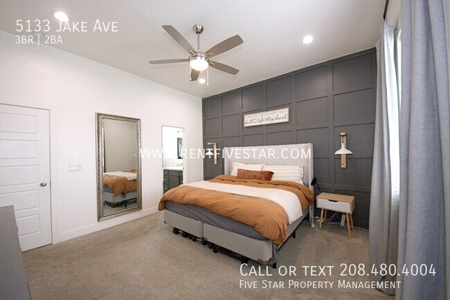 Building Photo - 5133 Jake Ave