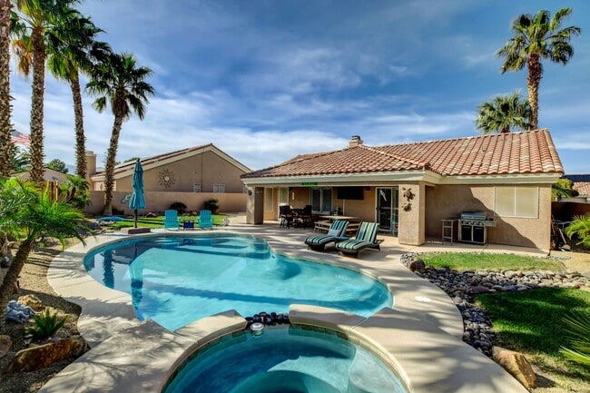 Building Photo - Coastal-Inspired Single-Story with Pool, Spa & Rare Gated Parking