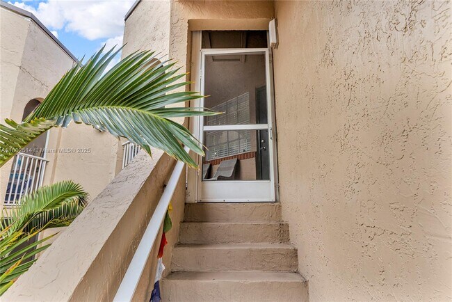 Building Photo - 333 SW 86th Ave