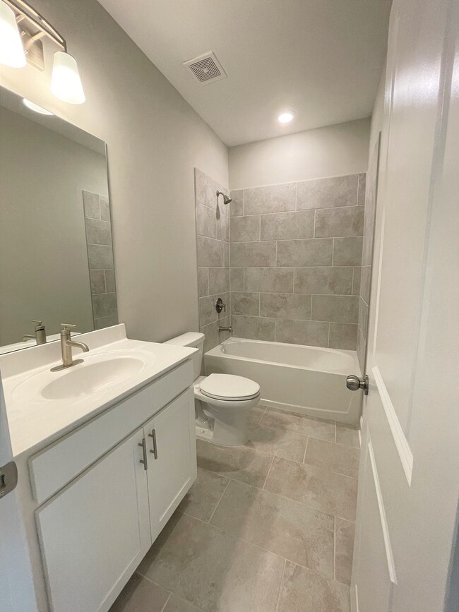 1st flr suite bathroom - 3779 Duke Center Way