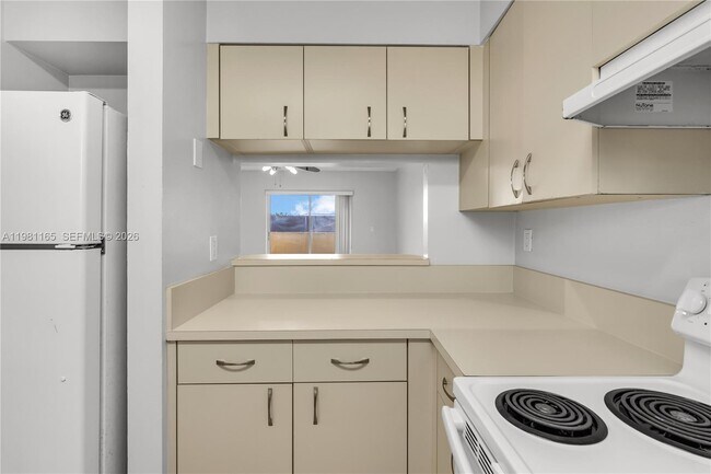 Building Photo - 14961 SW 82nd Ln