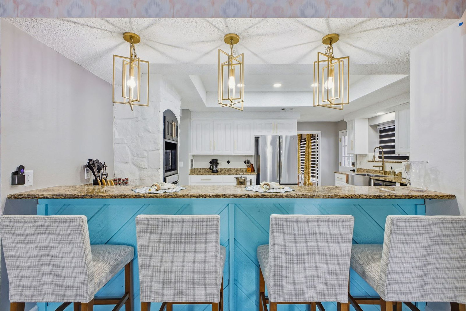 Building Photo - 1818 Moreshead St