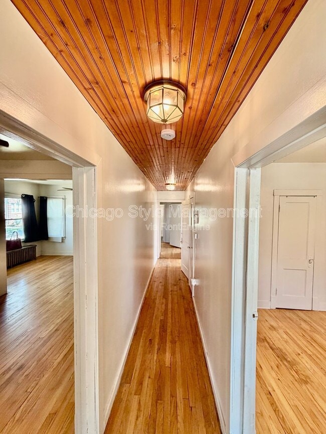 Building Photo - 1434 W 112th Pl