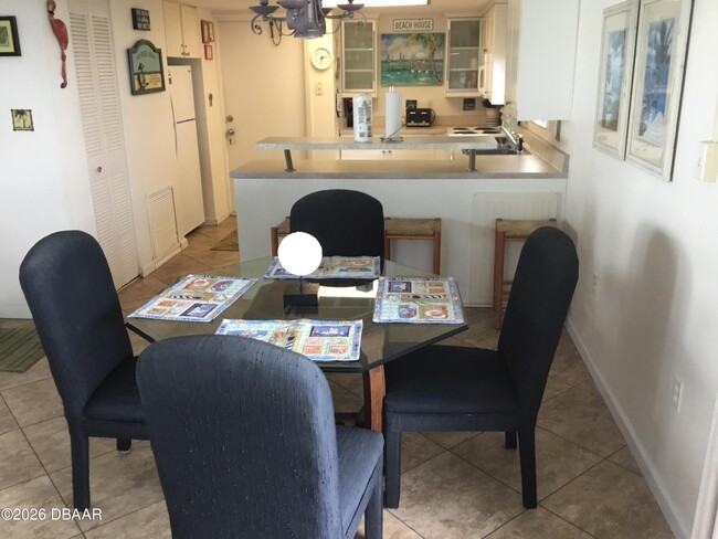 Building Photo - 1571 S Atlantic Ave