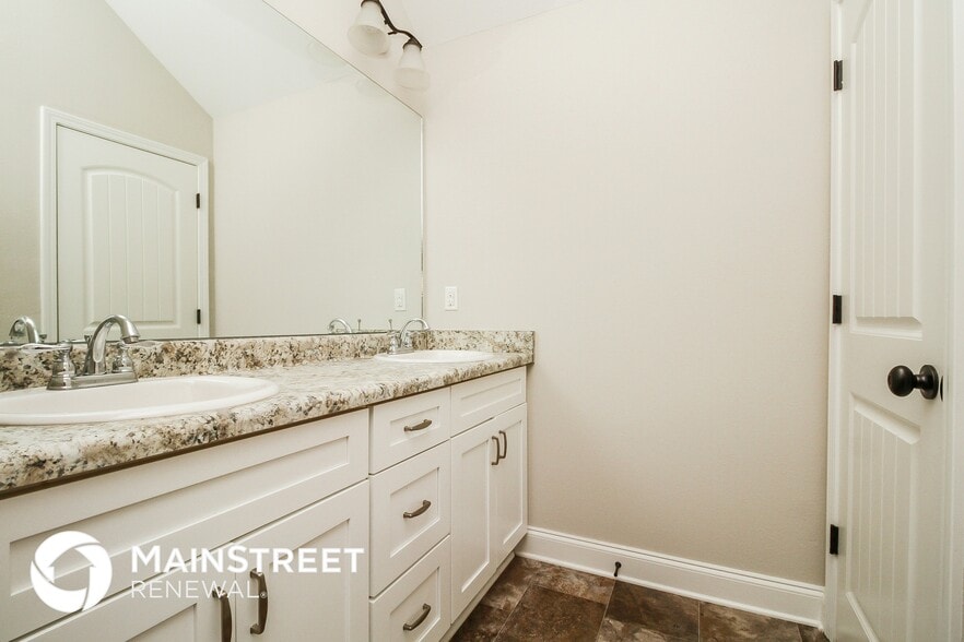 Building Photo - 1225 Catawba Way