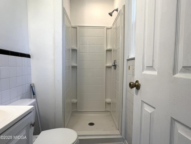 Building Photo - 3347 Thunderbird Rd