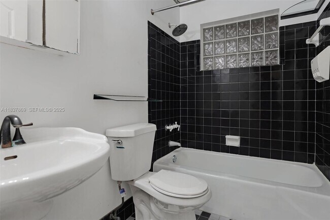 Building Photo - 11121 SW 203rd Terrace