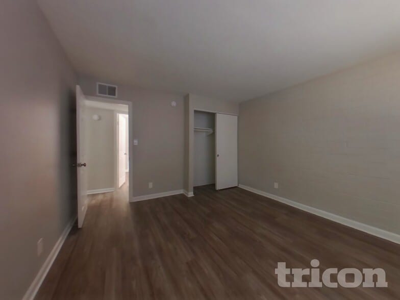 Building Photo - 3721 W Seldon Ln