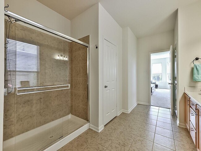 Building Photo - 15223 Sunlight Bay Ct