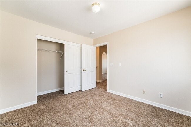 Building Photo - 2611 Earthen Mesa Terrace