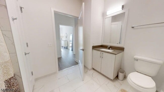 Building Photo - 1181 Morris Ave