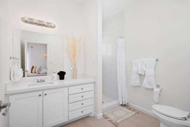 Building Photo - 110 Las Joyas Blvd