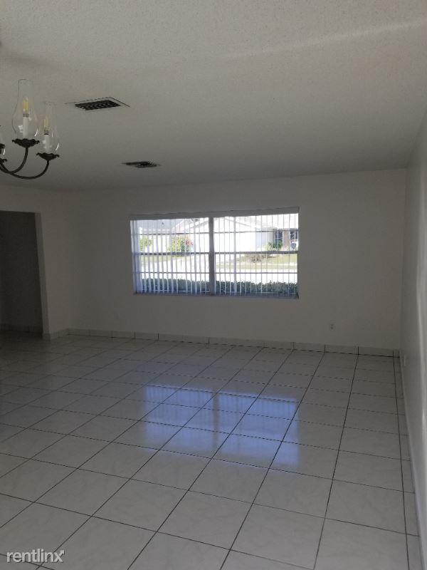 Building Photo - 3 br, 2 bath House - 7424 Portside Ct