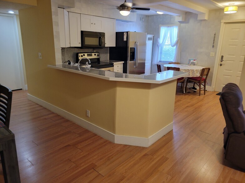 Building Photo - 14917 Wedgefield Dr