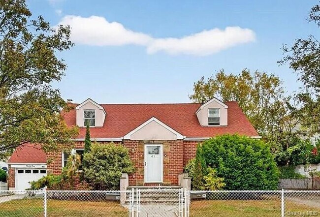 Building Photo - 41 Ostend Rd