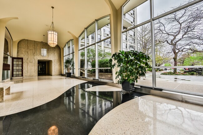 Building Photo - 4250 N Marine Dr