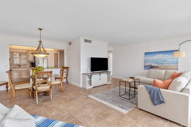 Building Photo - 3475 S Ocean Blvd