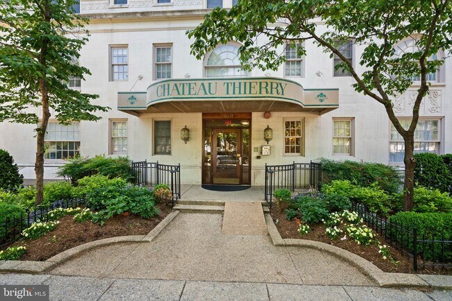 Building Photo - 1920 S St NW
