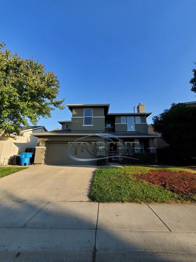 Building Photo - Two Weeks Free Move-in Special!