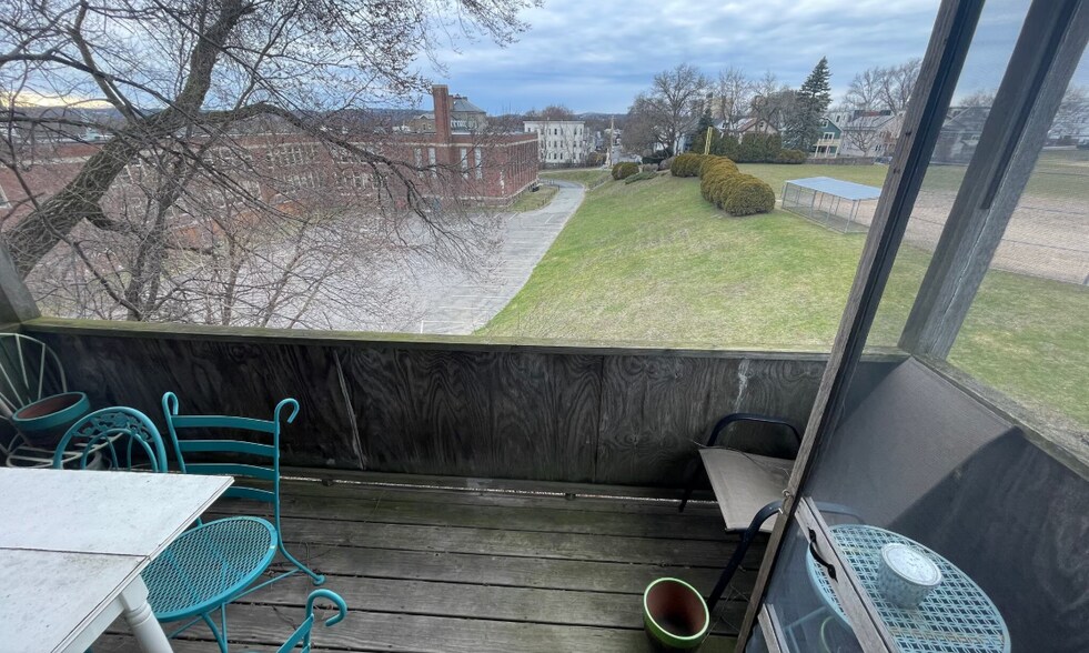 Building Photo - 81 Clarendon Ave